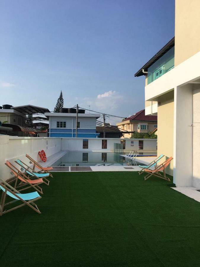Sunshine Lodge 콴탄 외부 사진